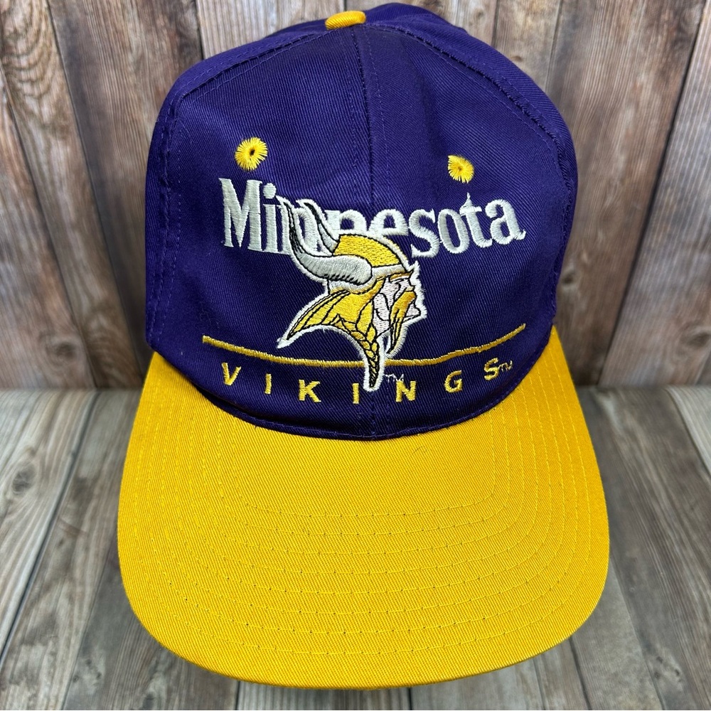Vintage 90s Minnesota Vikings Hat Cap Snap Back Purple Yellow NFL Team Eastport